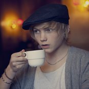 Ulrik Munther - List pictures