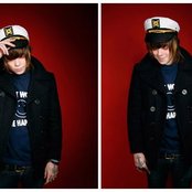 Christofer Drew - List pictures