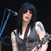 Brody Dalle - List pictures