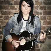 Lucy Spraggan - List pictures