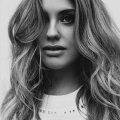 Ella Henderson - List pictures