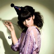 Aura Dione - List pictures