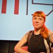 Holly Herndon - List pictures