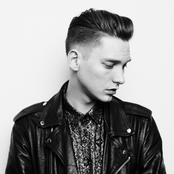 Thomas Azier - List pictures