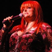 Wynonna Judd - List pictures