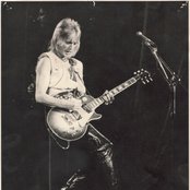 Mick Ronson - List pictures