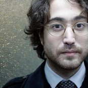 Sean Lennon - List pictures