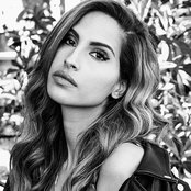 Snoh Aalegra - List pictures