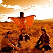 Howling Bells - List pictures