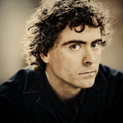 Paul Lewis - List pictures