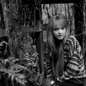 Lucy Rose - List pictures