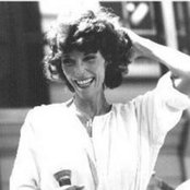 Karen Carpenter - List pictures