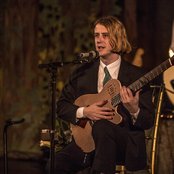 Christopher Owens - List pictures