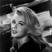 Ann-margret - List pictures