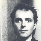 Rik Mayall - List pictures