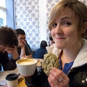 Hannah Hart - List pictures