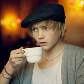 Ulrik Munther - List pictures