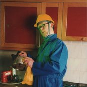 John Shuttleworth - List pictures