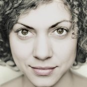 Carrie Rodriguez - List pictures