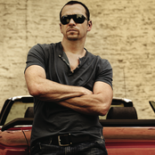 Donnie Wahlberg - List pictures