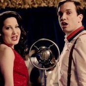 Electro Velvet - List pictures