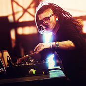 Skrillex - List pictures