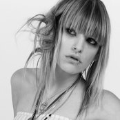 Juliet Simms - List pictures