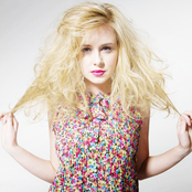 Diana Vickers - List pictures