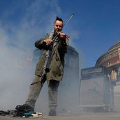 Nigel Kennedy - List pictures