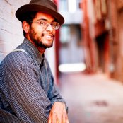 Dom Flemons - List pictures