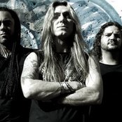 Almah - List pictures