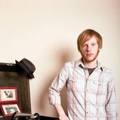 Kevin Devine - List pictures