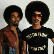 Brothers Johnson - List pictures