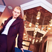 Ed Drewett - List pictures