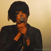 Alice Glass - List pictures