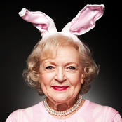 Betty White - List pictures