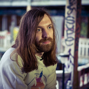 Breakbot - List pictures