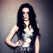 Elizabeth Gillies - List pictures