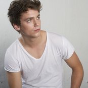 Bastian Baker - List pictures