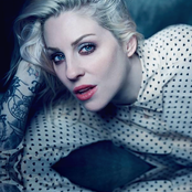 Brody Dalle - List pictures