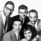 Smokey Robinson & The Miracles - List pictures