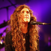 Rae Morris - List pictures