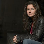 Jill Hennessy - List pictures