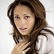 Tamia - List pictures