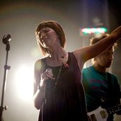 Kim Walker - List pictures