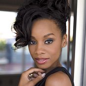 Anika Noni Rose - List pictures