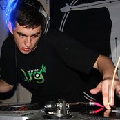 Skream - List pictures