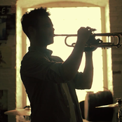 Donnie Trumpet - List pictures