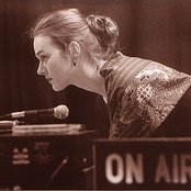 Laura Cantrell - List pictures