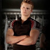 Alexander Ludwig - List pictures